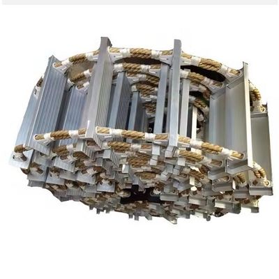 Aluminiumlegeringsstappen en touwladders voor het instappen in reddingsboten